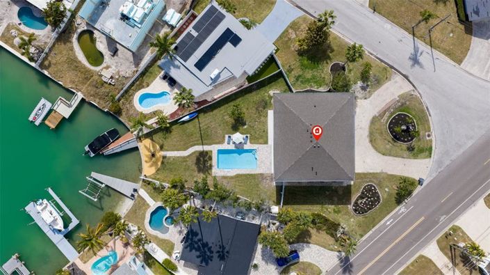 Image No.41-4 Bed Property for sale