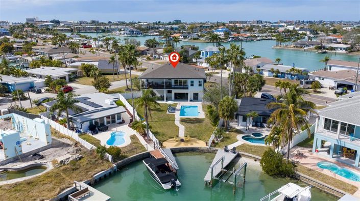 Image No.42-4 Bed Property for sale