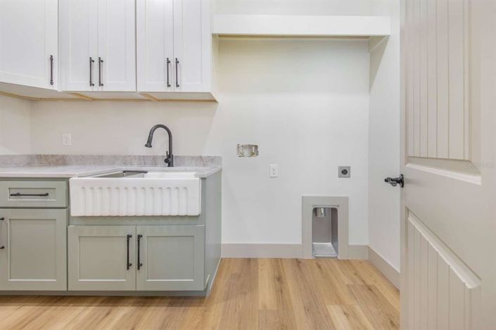 Image No.18-4 Bed Property for sale