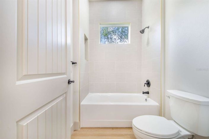 Image No.21-4 Bed Property for sale