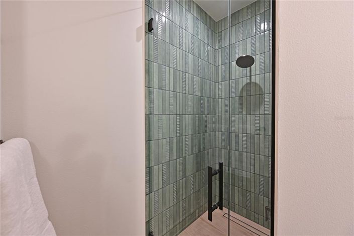 Image No.22-4 Bed Property for sale