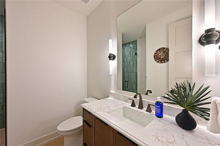 Image No.23-4 Bed Property for sale