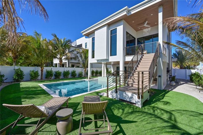 Image No.36-4 Bed Property for sale