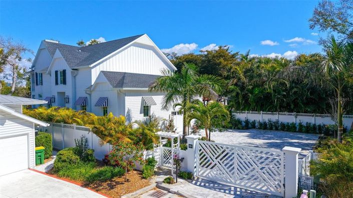 Image No.3-Propriété de 4 chambres à vendre à Sarasota