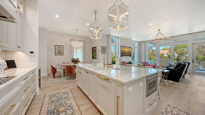 Image No.9-Propriété de 4 chambres à vendre à Sarasota