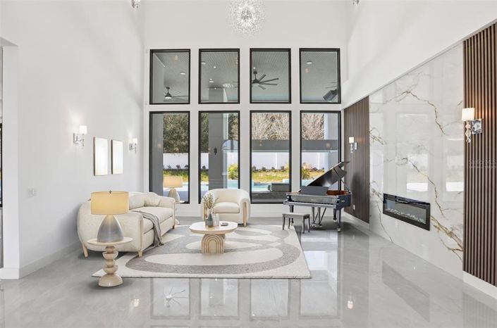 Image No.11-5 Bed Property for sale