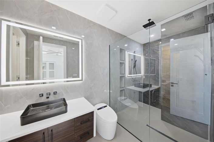 Image No.41-5 Bed Property for sale