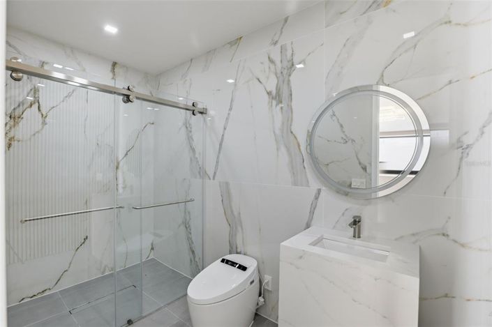 Image No.43-5 Bed Property for sale