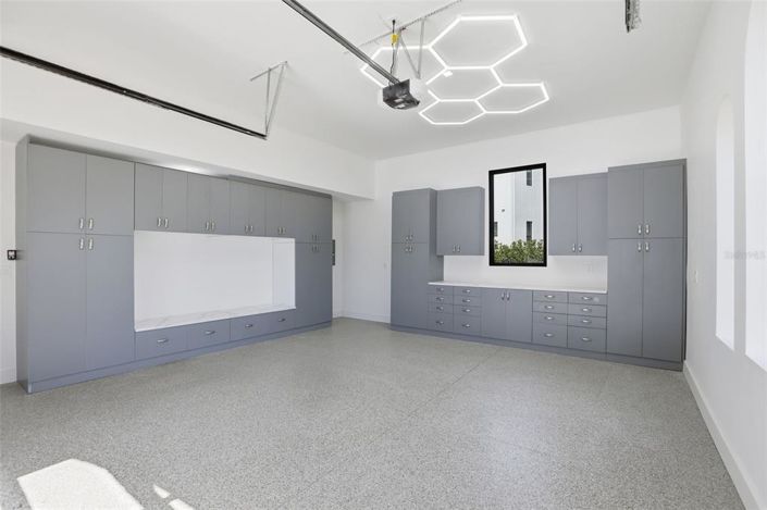 Image No.46-5 Bed Property for sale