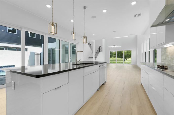 Image No.20-Propriété de 4 chambres à vendre à Davenport