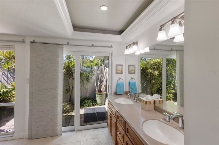 Image No.25-3 Bed Property for sale