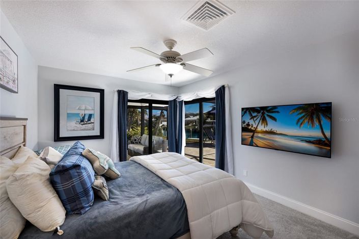 Image No.28-3 Bed Property for sale