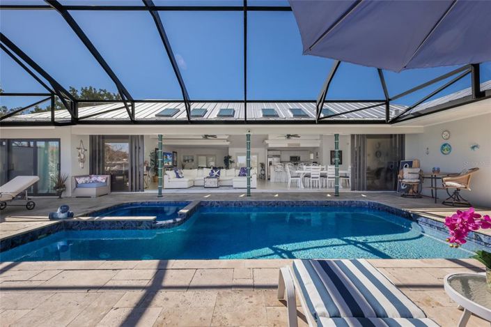 Image No.42-3 Bed Property for sale