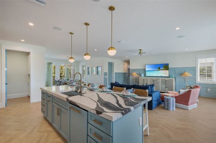 Image No.22-4 Bed Property for sale