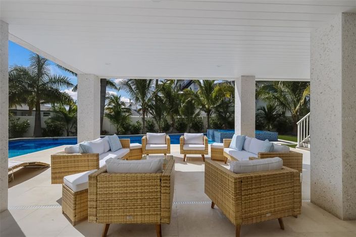 Image No.49-4 Bed Property for sale