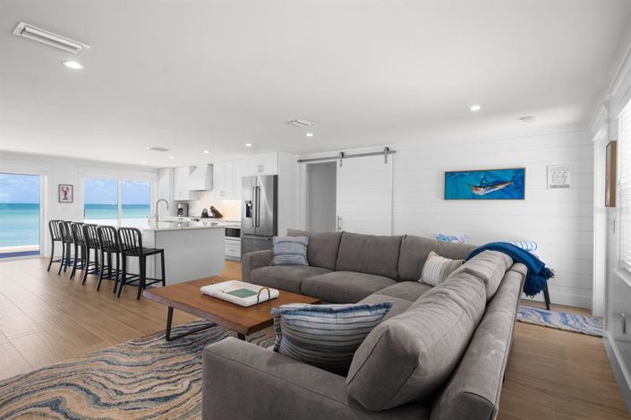 Image No.12-3 Bed Property for sale