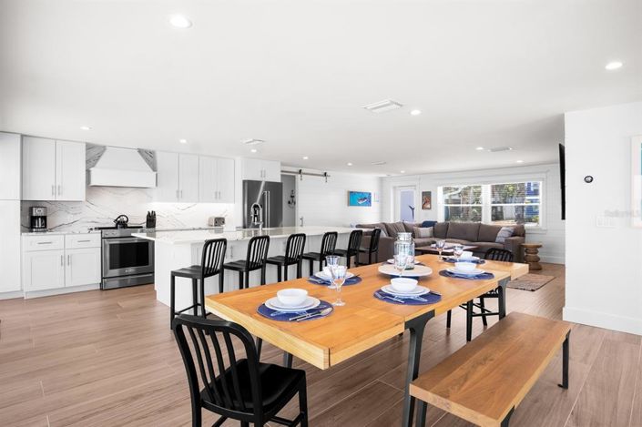 Image No.16-3 Bed Property for sale