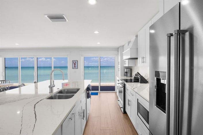 Image No.20-3 Bed Property for sale