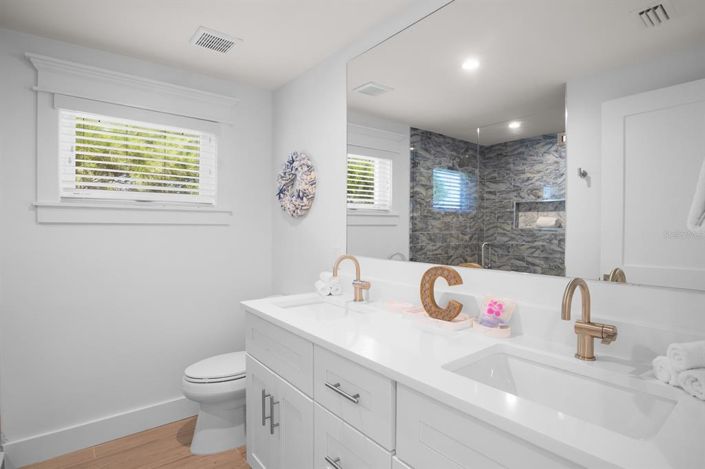 Image No.32-3 Bed Property for sale