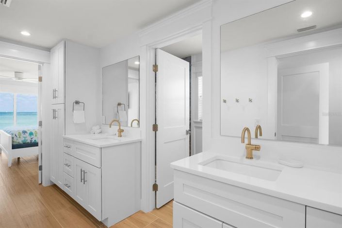 Image No.36-3 Bed Property for sale