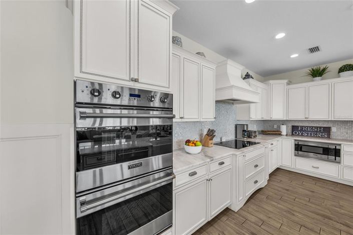 Image No.15-5 Bed Property for sale