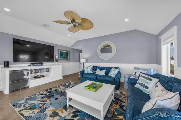 Image No.49-5 Bed Property for sale