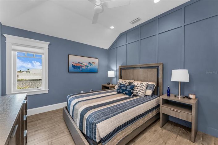 Image No.55-5 Bed Property for sale