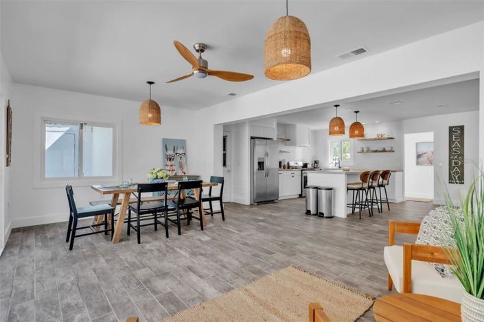 Image No.28-3 Bed Property for sale