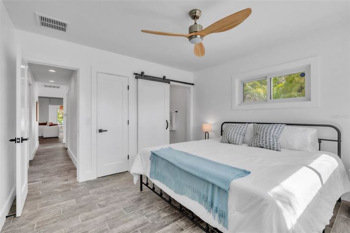 Image No.31-3 Bed Property for sale