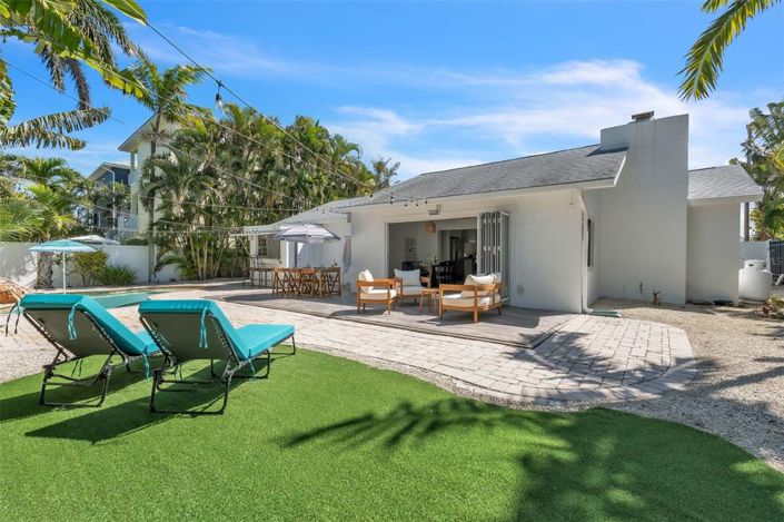 Image No.39-3 Bed Property for sale