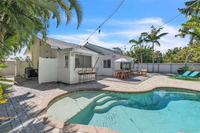 Image No.45-3 Bed Property for sale