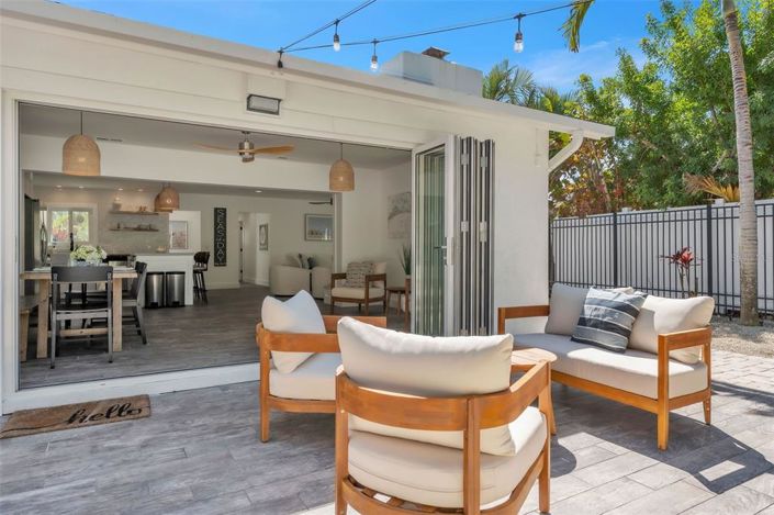 Image No.53-3 Bed Property for sale