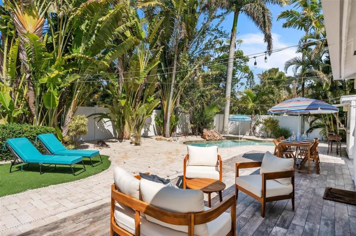 Image No.55-3 Bed Property for sale