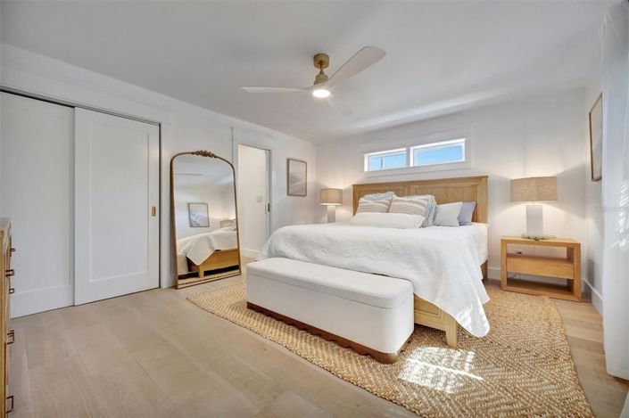 Image No.21-4 Bed Property for sale