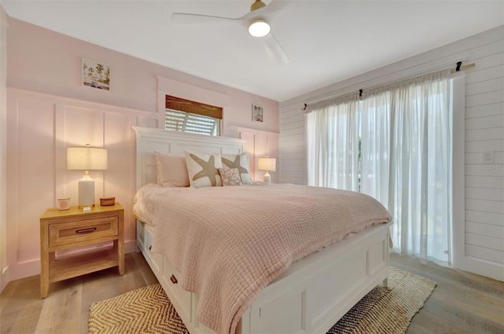 Image No.27-4 Bed Property for sale