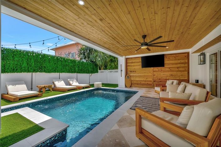 Image No.35-4 Bed Property for sale