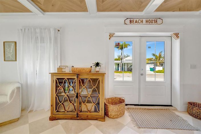 Image No.4-4 Bed Property for sale