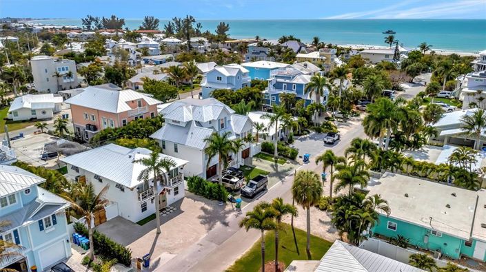 Image No.45-4 Bed Property for sale