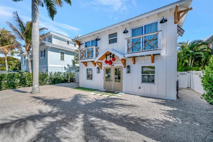 Image No.47-4 Bed Property for sale