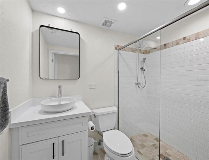 Image No.22-2 Bed Property for sale