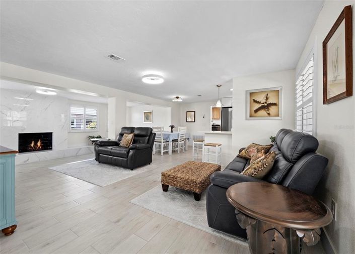 Image No.5-2 Bed Property for sale