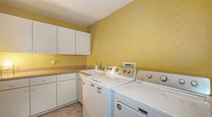 Image No.36-3 Bed Property for sale