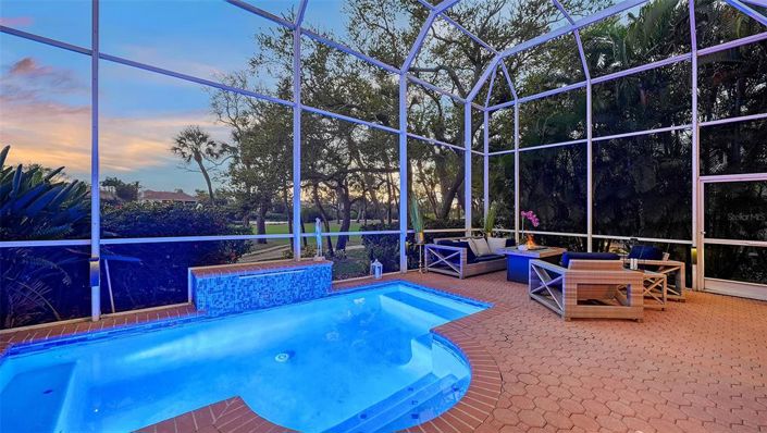 Image No.38-3 Bed Property for sale