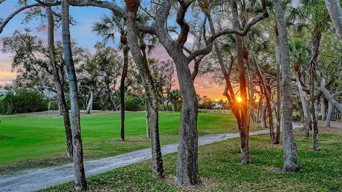 Image No.48-3 Bed Property for sale