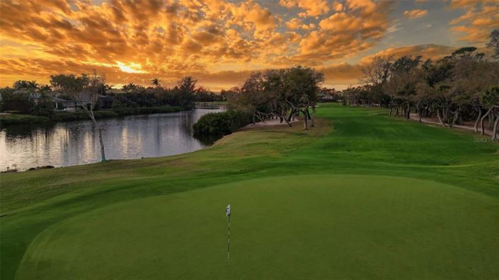 Image No.50-3 Bed Property for sale