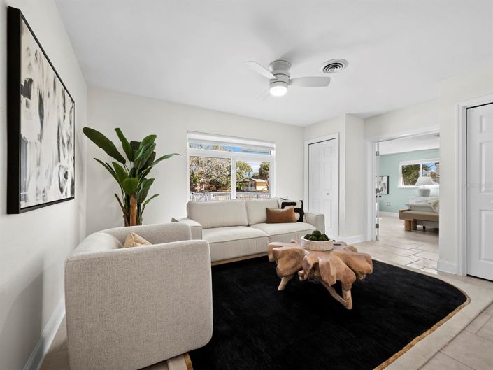 Image No.17-3 Bed Property for sale