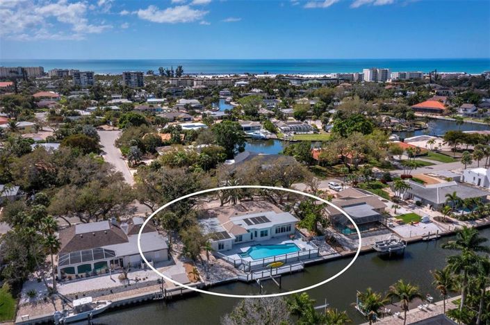 Image No.3-3 Bed Property for sale