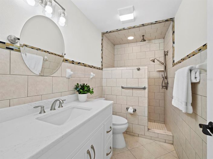 Image No.30-3 Bed Property for sale