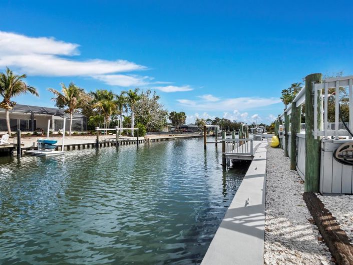 Image No.36-3 Bed Property for sale