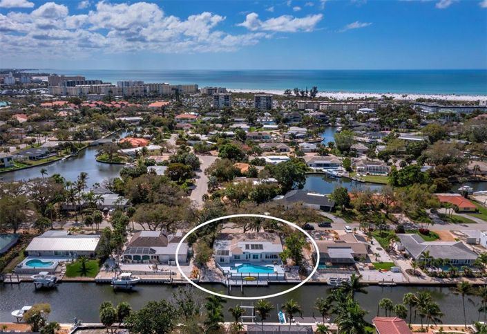 Image No.40-3 Bed Property for sale